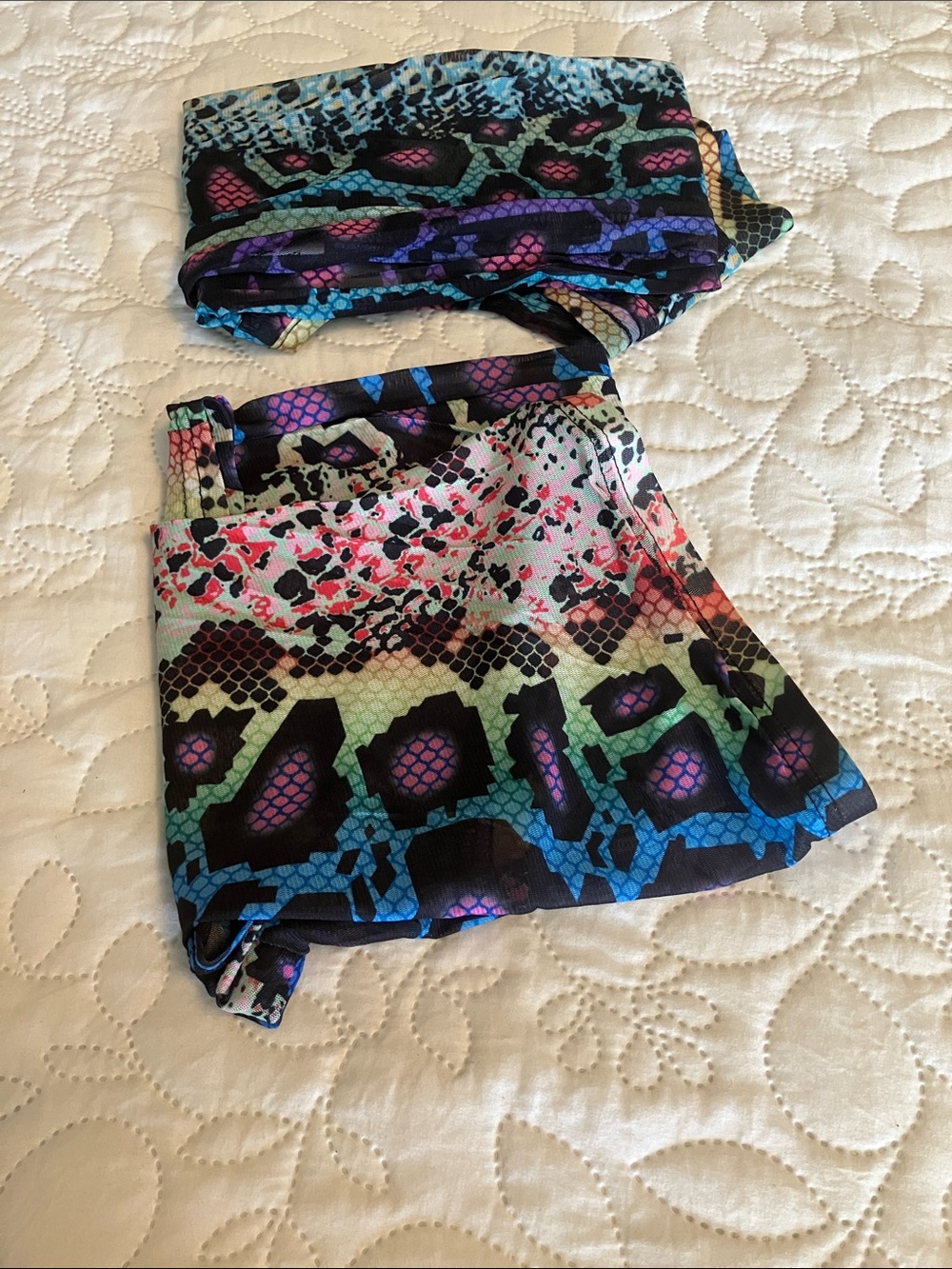 Two Piece Multi-Color Snake Print Romper - Picture 6 of 6